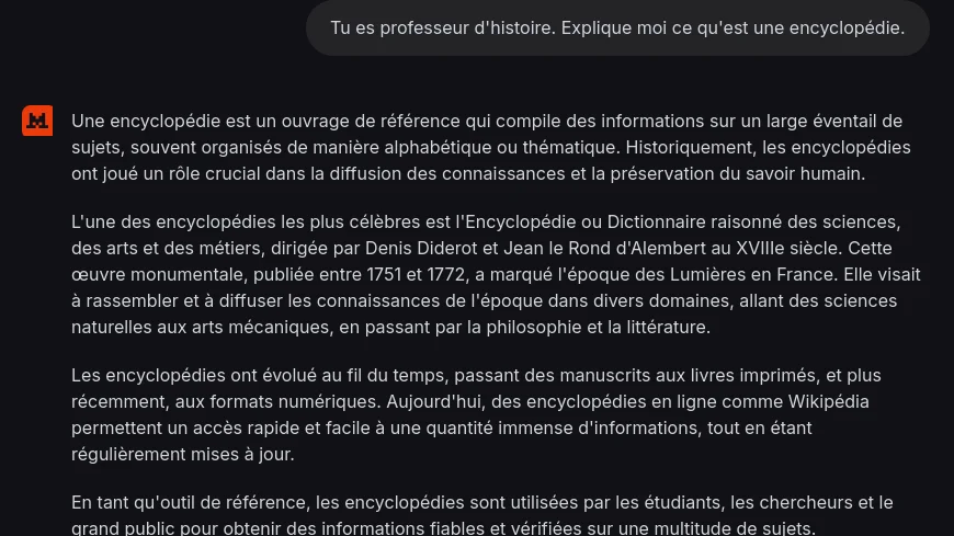 The Le Chat web interface answering a question in French about what an encyclopedia is.